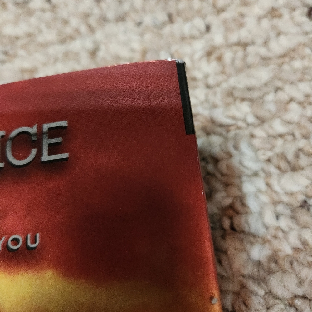 Allegiant Paperback - Picture 8 of 8